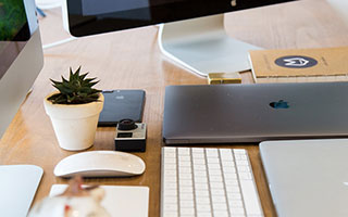 半岛体育官网平台-塞维利亚客场提前破门，取得领先