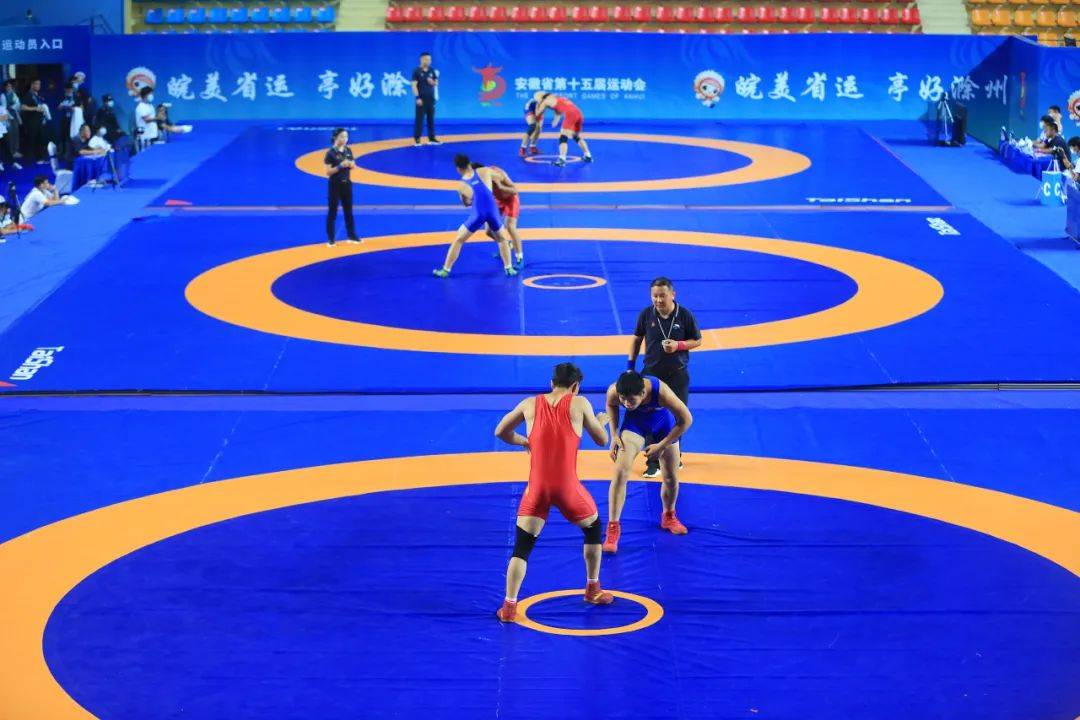 半岛体育官方网站-沙特阿拉伯运动员在摔跤比赛中表现出色