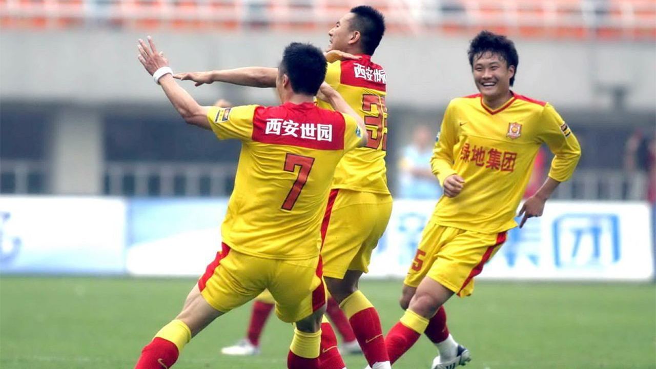 半岛体育官网入口-关于上海绿地助教大赞球队状态：全队表现相当出色的信息