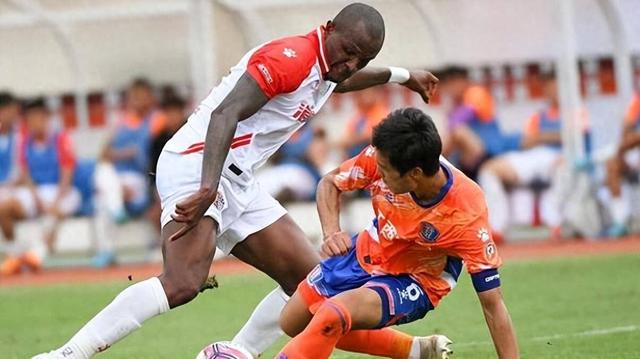 半岛体育登录入口-山东鲁能球员热身训练，决心在下场比赛中全力以赴的简单介绍